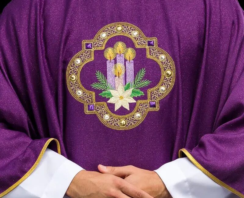 Jak mierzyć i zamawiać szaty liturgiczne online? Jak mierzyć i zamawiać szaty liturgiczne online?